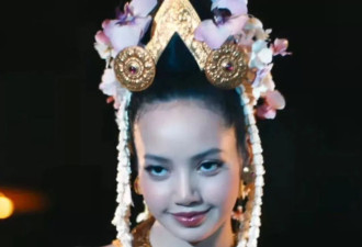 疯爽被白男骗婚？宋祖儿有同龄继父？