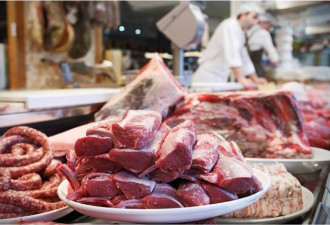 吃猪肉炖菜 男双耳耳聋 医：“这煮法”出问题