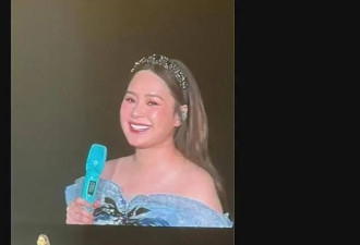 阿娇在肥胖的道路上一去不复返，身形壮硕像大妈，脸肿像馒头