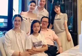 李小璐一家六口罕见同框,她打扮如少女比弟媳还嫩