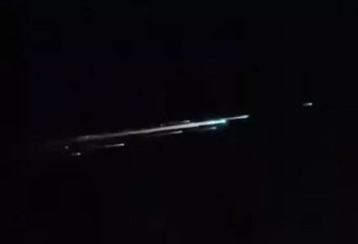 中国高景一号02星在美国中部上空再入大气层