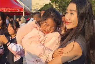 何超盈6岁女儿像爸爸，长相憨厚可爱