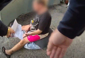 女子即将分娩 在等待救护车时却被警察开罚单