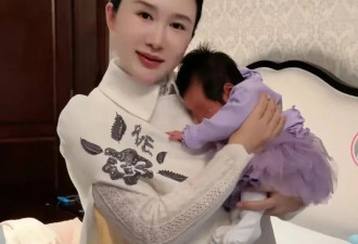 太拼了，四胎后杜星霖凌晨5点穿睡衣直播，小女儿颜值像爸，有爱