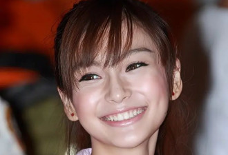 杨颖美黑时期最美是真的！真人版洋娃娃