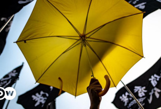 遭港府列为“潜逃者” 海外港人：跨国镇压升级
