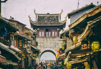 投资25亿的湖南古镇 要破产了! 古镇经济的尴尬
