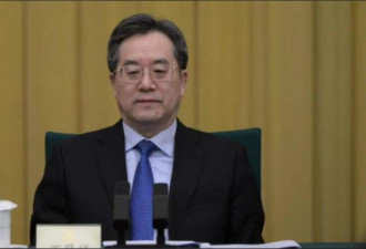 传出事的他终于露面了