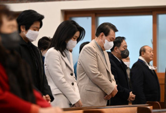 多次拒绝应讯 韩总统尹锡悦夫妇宅在官邸干这事