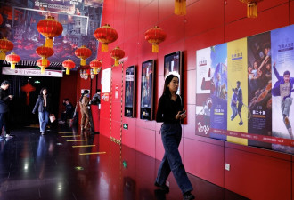 中国电影票房平安夜跌至13年来最低点，一片惨淡