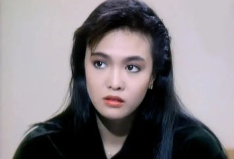 郑裕玲：周润发都爱而不得，包养男友17年，至今66岁坚持不婚不育！