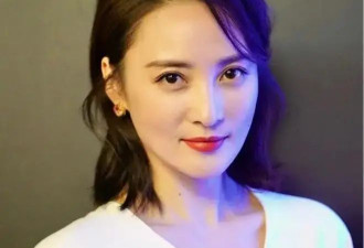 顶不住啊顶不住!48岁蒋勤勤的丰腴美,谁受得了这份诱惑？