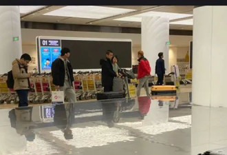 严！众多华人回国刚落地行李就被锁？年关至…
