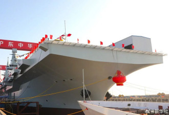 中国海军076两栖攻击舰首舰下水，命名为四川舰