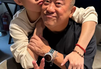 曾志伟丧偶4年两鬓斑白，自曝和4个子女“四分五裂”