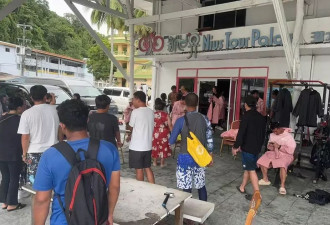 帕劳失联的9名中国潜水者，晚上被7条鲨鱼围住