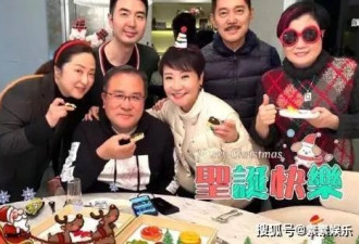谢霆锋带2个孩子陪奶奶滑雪，一家人终团聚