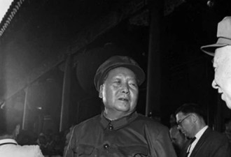 这本书“戳毛心窝” 是压垮刘少奇的最后一根稻草