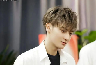 黄子韬承诺送车又反悔，再度回应送车承诺，称太贵的车无法赠予