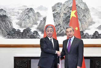 日本外务大臣质疑中方发表的日中外长会谈内容