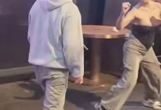 爆乳妹被“抓奶肉搏”29秒 竟是搭讪男人被拒就动手