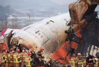 目击者曝济州航空 失事前传多次巨响 引擎爆火花
