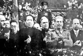 53年宋庆龄到访苏联，斯大林喜出望外