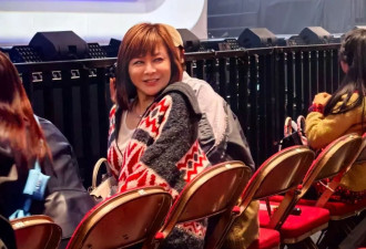 刘德华大姐现身演唱会，姐弟反目多年疑似和解