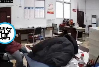 中国变态老师亲热女学生 让网友怒到气炸