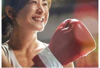 考古 | 贾玲近照稳居C位！曾交不起320元房租，她的成功路有多心酸？