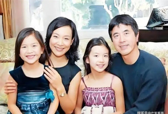 她让春晚导演道歉 入美国籍回中国捞金