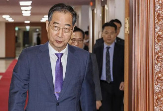 步入2025，韩国深陷“套娃”困局与空难“迷团”