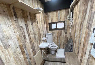 东京3平“厕所出租屋”爆火！看到房间后网友傻眼：还不如住监狱…