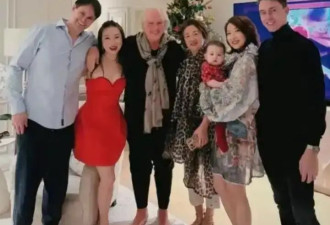 陈赫前妻许婧圣诞聚会曝光，与高颜值外国老公幸福同框，生活羡煞众人