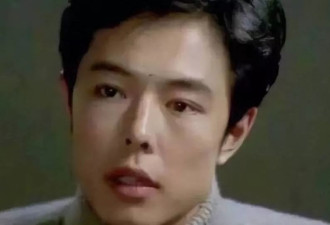 66岁坐轮椅的张铁林，活成了众人眼中的“笑话”