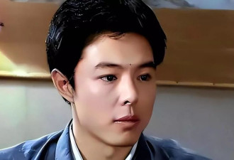 66岁坐轮椅的张铁林，活成了众人眼中的“笑话”