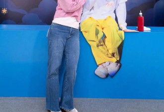 贾玲现身刘德华演唱会！即使成为百亿导演....