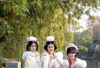 陆毅女儿晒近照，贝儿和小叶子颜值变化大