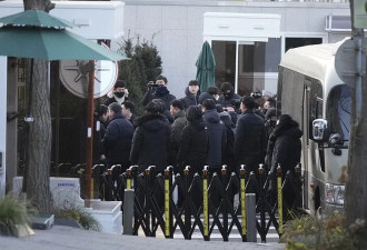 要逃过一劫，尹锡悦身边还有多少“死士”？