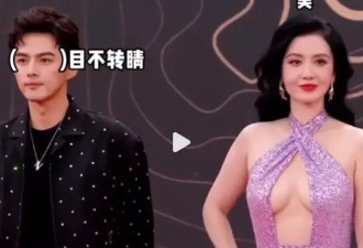 张萌参加星光打赏，礼服过于性感前卫，众男星不敢侧目观看
