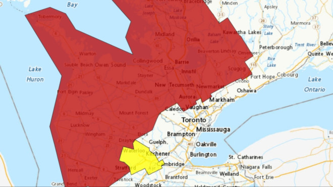 Snow squall warnings remain in effect for parts of southern Ontario this weekend, as up to 40 centimetres of snow is expected in some areas. (Environment Canada)