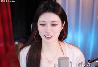 女主播大方晒出泳装照，自曝曾花8万整形，为了讨好大哥特意变大