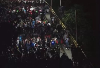 特朗普就职仅剩半月,非法移民星夜兼程涌向美墨边境