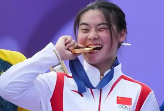 年度最佳女运动员:郑钦文第3 第一呢?