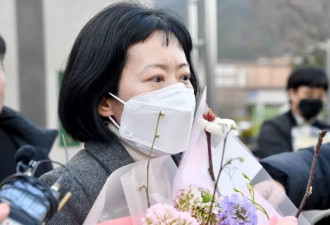 24年前惊天弑父案反转 当年证据全假的 无罪释放