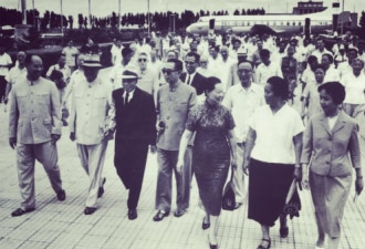 毛泽东为什么会花12万美元买李宗仁的假字画？