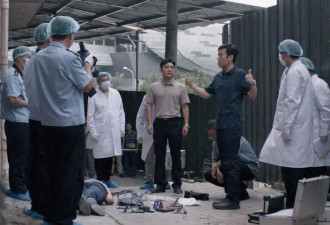 《我是刑警》“按摩女”火了：戏里膀大腰圆，戏外堪称人间尤物