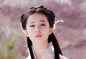 刘亦菲早年是有多大胆？刚出场下半身就被锁定，仙女也曾堕落