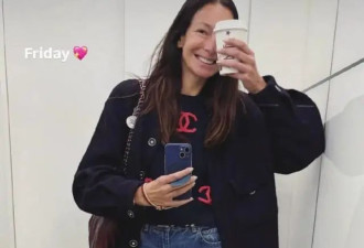 跟香奈儿老牌模特学穿搭，get一眼会穿的时髦氛围！