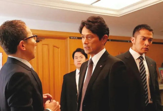 200元，雇纹身大哥当保镖，专治各种不服